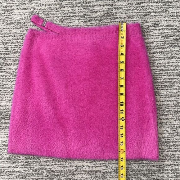 NWT SIMKHAI  Paytra Fuzzy Mini Skirt - Hot Pink XL Revolve - Picture 9 of 12